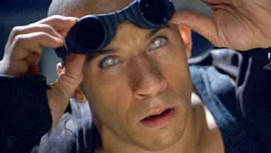 Vin Diesel megmutatott egy apró darabkát a következő Riddick filmből kép