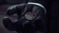 Egy profi kezében a Hitman: Blood Money pénzérméje a leghatékonyabb fegyver kép