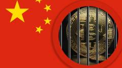 Újabb csapást mért Kína a kriptovalutákra, börtön is járhat a tranzakciókért kép