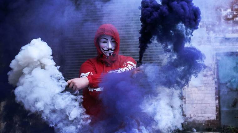 Az orosz állami tévétársaság közel 1 millió e-mailjét szivárogtatta ki az Anonymous kép