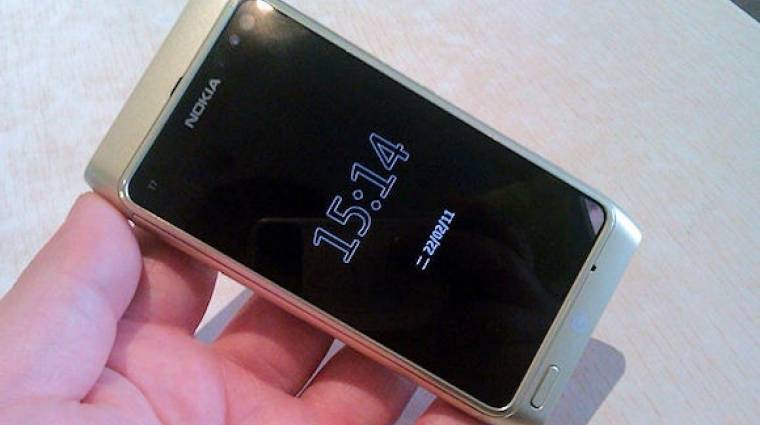 Fotókon a Nokia N8 kistestvére kép