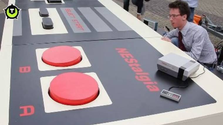 A világ legnagyobb (működő) NES kontrollere bevezetőkép