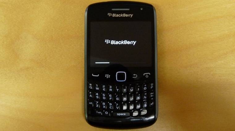 Három új Blackberry Curve érkezett kép