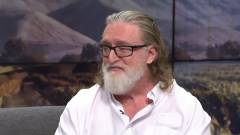 Gabe Newell most épp az új-zélandi gyerekeknek segít kép