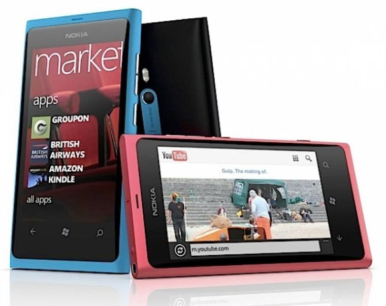 Nokia Lumia 800 okostelefon