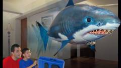 Távirányításos cápa és Nemo lufi - ez bizony a legújabb őrület kép