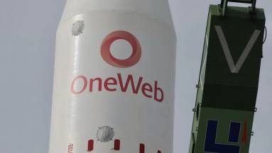 Az orosz elutasítás a OneWeb műholdas céget a SpaceX karjaiba hajtotta kép