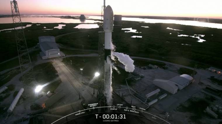 Nagyjából fél perccel a kilövés előtt kellett elhalasztani a SpaceX misszióját kép