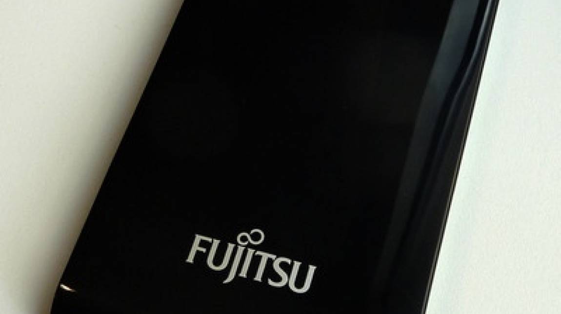 Fujitsu Celvin Drive M200 SSD Edition teszt kép