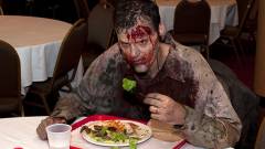 Mit esznek a The Walking Dead zombijai? kép