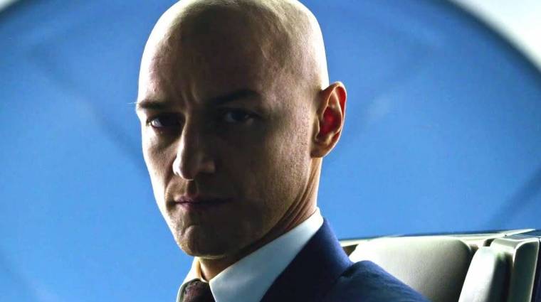 James McAvoynak elege van az állandó skinhead kinézetből bevezetőkép