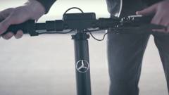 Elektromos rollerrel bővül a Mercedes-Benz kínálata kép