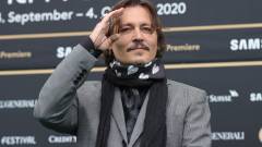 Johnny Depp regisztrálta magát a TikTokra, hogy köszönetet mondjon támogatóinak kép