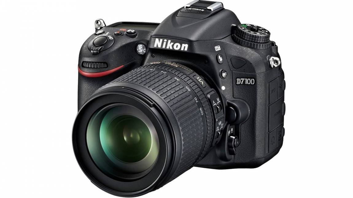 Nikon D7100 teszt: éles kép a tükörben kép