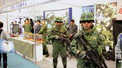 A hadseregbe toboroztak újoncokat a Taipei Game Show-n kép