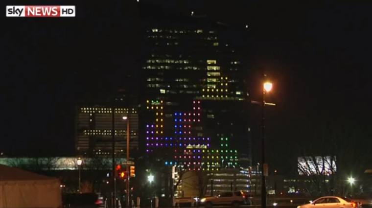 Tetris egy 29 emeletes ház oldalán (videó) bevezetőkép