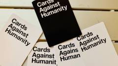 Megjött a családbarát Cards Against Humanity kiegészítő, az egészet letöltheted ingyen kép