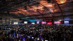 Több mint 22 ezren játszottak a világ legnagyobb LAN party-ján kép