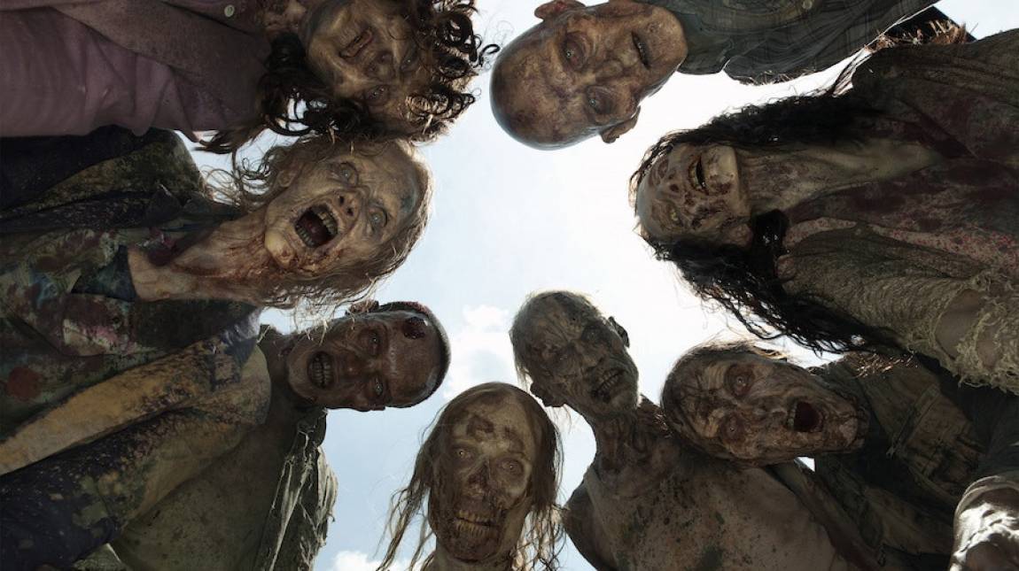 Fear the Walking Dead - fröcsög a vér az új trailerben bevezetőkép