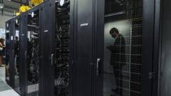 Átadták Leót, a debreceni szuperszámítógépet kép