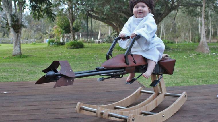 Az apuka, aki Star Wars Speeder Bike hintalovat készített kislányának bevezetőkép