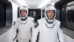 A SpaceX űrhajósainak ruháját egy hollywoodi jelmeztervező alkotta meg kép