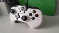 SNES ihletésű retró kontrollert kaptak az Xbox One és PC játékosok kép
