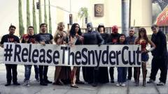 Óriásplakátok követelik Zack Snyder bővített Az Igazság Ligáját San Diegóban kép