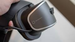 Ilyen lesz a Lenovo Windows Holographic VR headsete kép