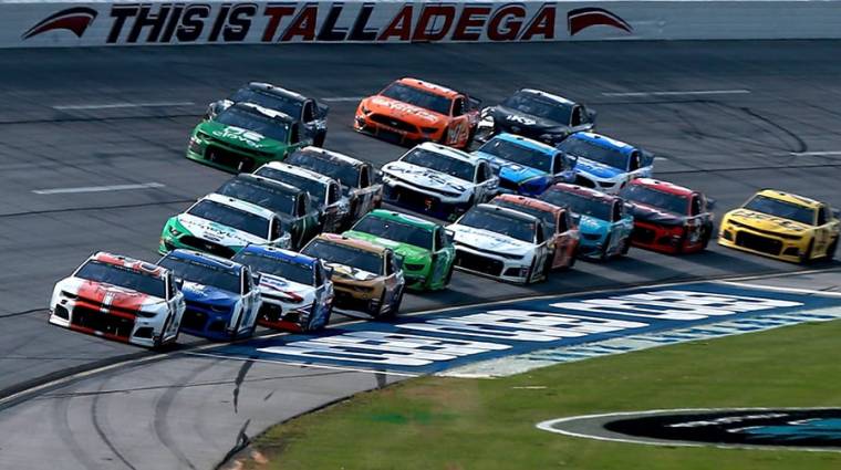 Vállalhatatlan viselkedéséért hajítottak ki egy NASCAR versenyzőt egy e-sport versenyről bevezetőkép