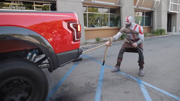 Ha meglátod ezt a Kratosnak öltözött testépítőt, te is rohanni fogsz az edzőterembe bevezetőkép
