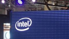 Agymenőt igazolt az Intel az AMD-től kép