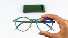 Itt a szemüveg, ami a monitoroktól és mobiloktól védi meg a szemed kép