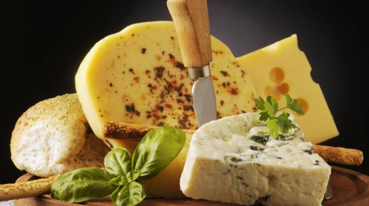 Mire jó a modern technika: bárki készíthet otthon saját sajtot kép