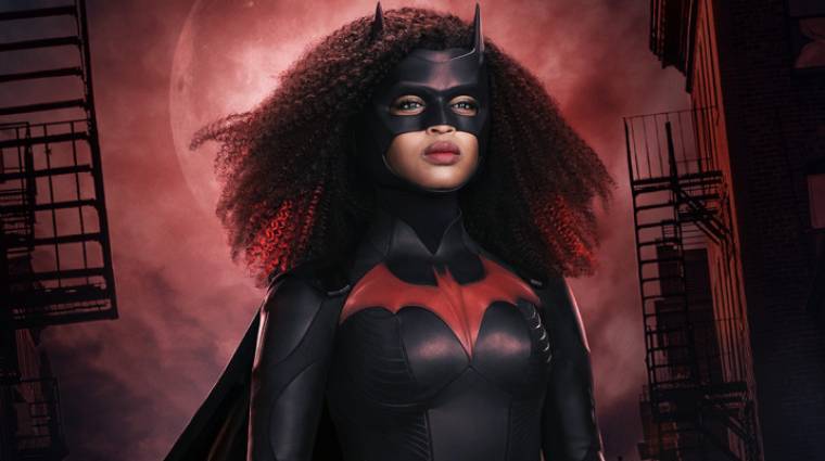 Jelmezben feszít az új Batwoman bevezetőkép