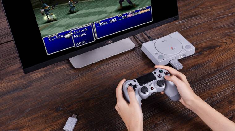 PlayStation Classic - egy új adapter segítségével akár egy PS4-es kontrollerrel is használhatjuk a gépet bevezetőkép