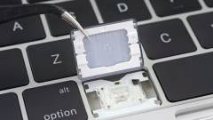 Az Apple leváltja a MacBookok billentyűzetét kép