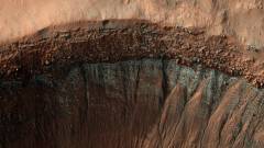 Szárazjeget talált a NASA a Mars egyik kráterében kép