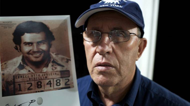 Milliárdokra pereli az Apple-t Pablo Escobar drogbáró bátyja kép
