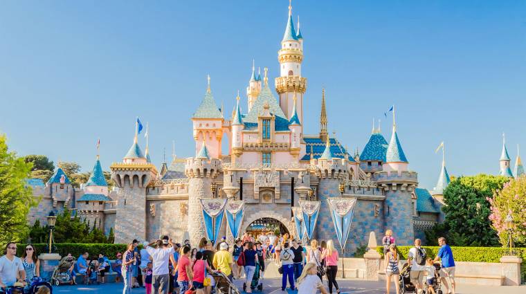 A kaliforniai Disneyland és a Universal filmstúdió is bezár a koronavírus miatt bevezetőkép