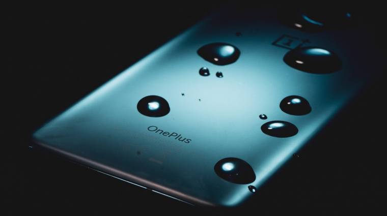 Hamarosan új mobilokat és egy vezeték nélküli fülest is bemutat a OnePlus kép