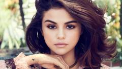 Selena Gomez egy mobiljáték miatt perel kép