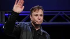 Elon Musk perel, és elköltöztetné a Teslát Kaliforniából kép