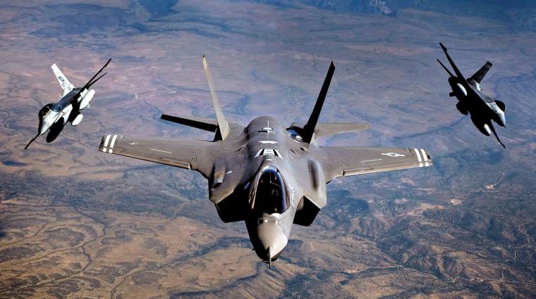 Pilóták ellen küldi csatába a mesterséges intelligenciát az amerikai légierő kép