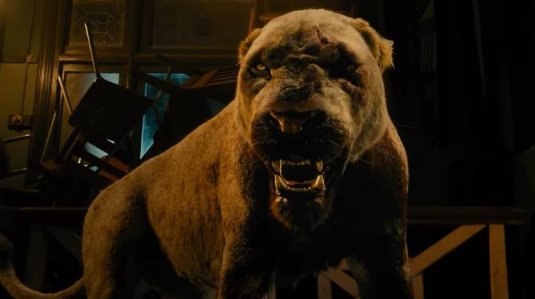 A kommandós Megan Fox CGI-oroszlánokkal küzd meg bevezetőkép