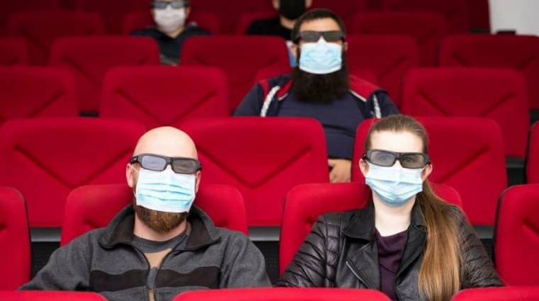 Moziban és színházban is kötelező lesz maszkot viselni Budapesten kép