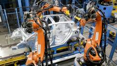 A Ford egyre okosabb robotokkal gyorsítja az autógyártást kép