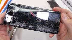 Extrém körülmények között tesztelték a ROG Phone 5 strapabírását kép