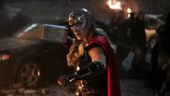 Megdöbbentően képregényhű lesz a Thor: Szerelem és mennydörgés néhány jelenete kép