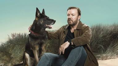 Ricky Gervais utoljára néz szembe a gyásszal a Netflixen kép